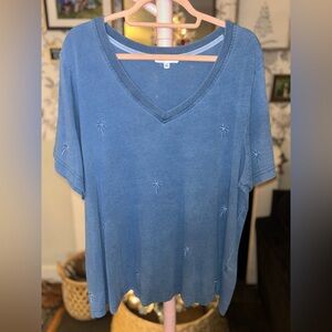 🖤Blue V-Neck Women Top with embroidered palm trees